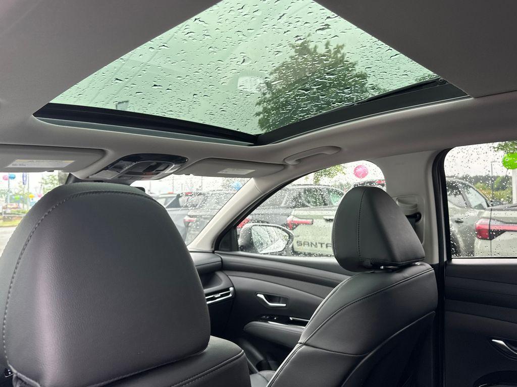 new 2025 Hyundai Tucson car, priced at $35,995