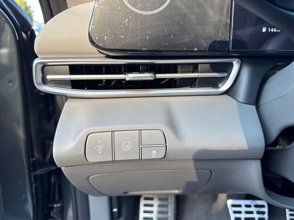 new 2025 Hyundai ELANTRA HEV car, priced at $26,264