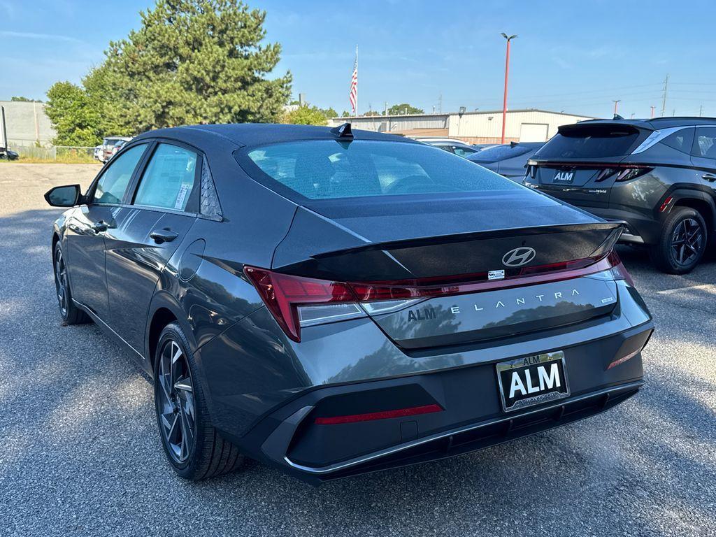 new 2025 Hyundai ELANTRA HEV car, priced at $26,264
