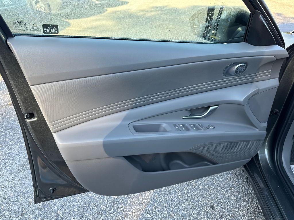 new 2025 Hyundai ELANTRA HEV car, priced at $26,264