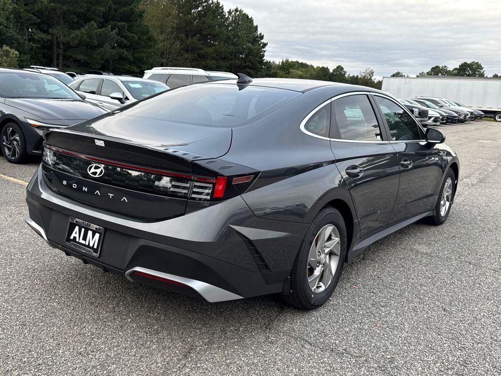 new 2025 Hyundai Sonata car, priced at $22,995