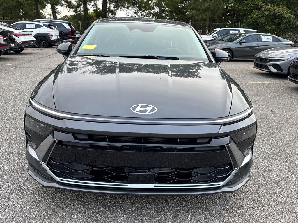 new 2025 Hyundai Sonata car, priced at $22,995