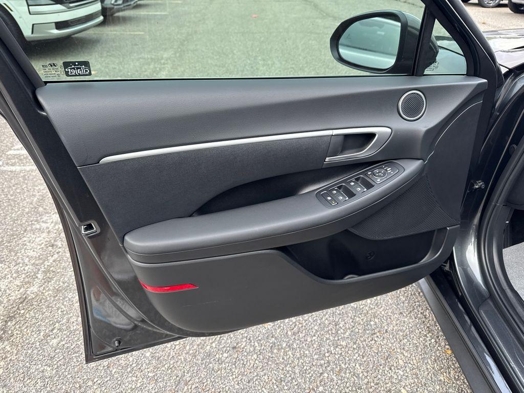 new 2025 Hyundai Sonata car, priced at $22,995