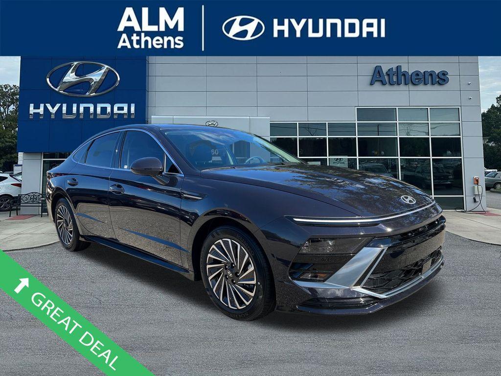 new 2025 Hyundai Sonata Hybrid car, priced at $27,995