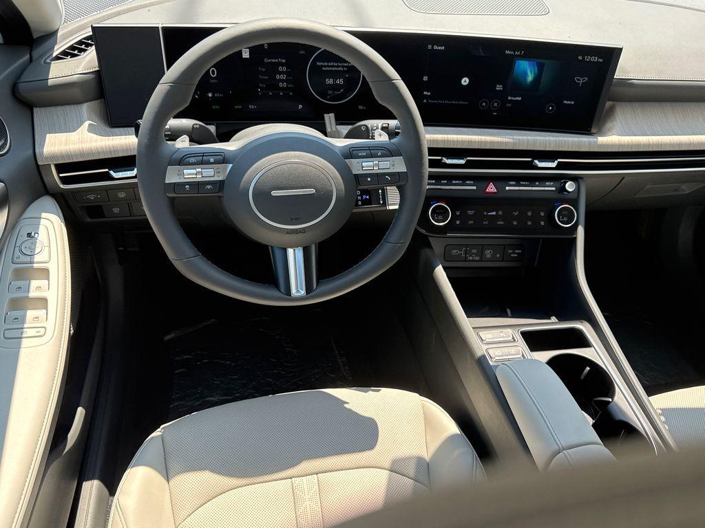 new 2025 Hyundai Sonata Hybrid car, priced at $33,495