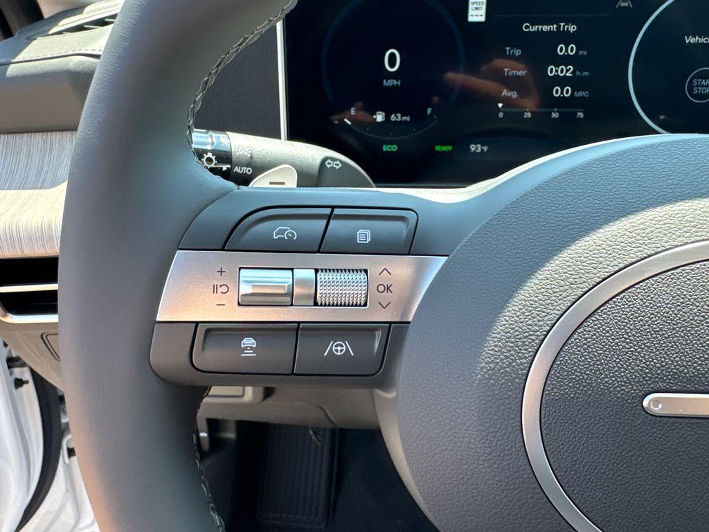 new 2025 Hyundai Sonata Hybrid car, priced at $33,495