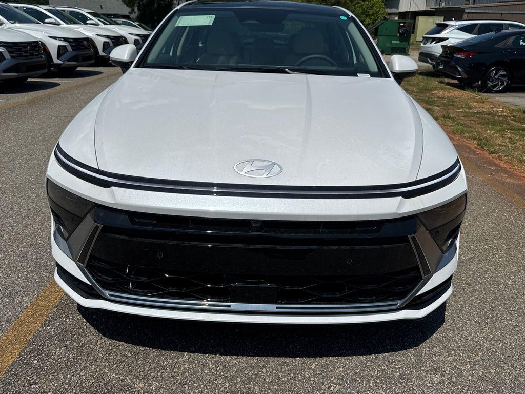 new 2025 Hyundai Sonata Hybrid car, priced at $33,495
