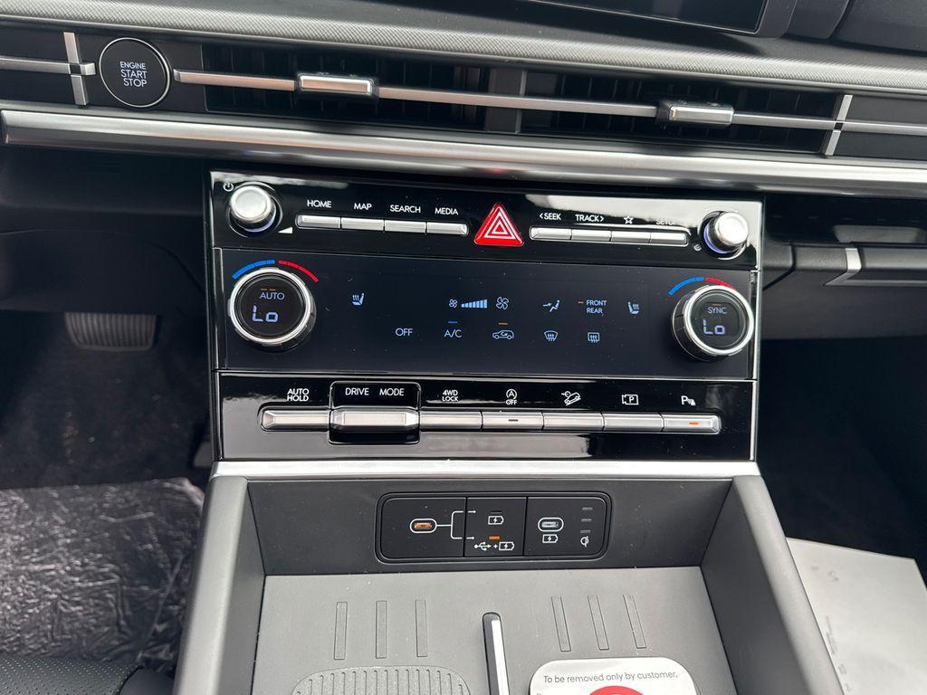 new 2025 Hyundai Santa Fe car, priced at $37,895