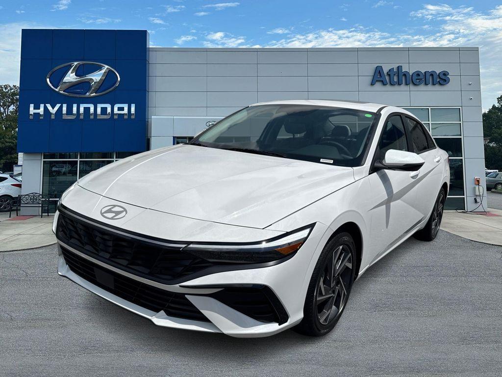 new 2025 Hyundai Elantra car, priced at $27,566