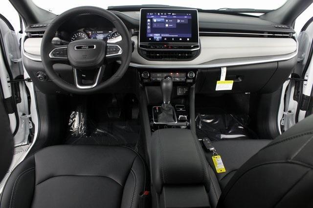 new 2025 Jeep Compass car, priced at $29,490