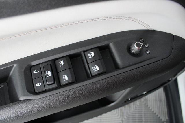 new 2025 Jeep Compass car, priced at $29,490