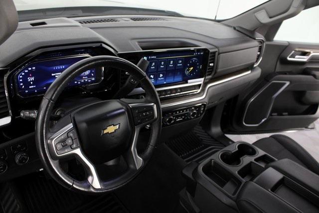 used 2022 Chevrolet Silverado 1500 car, priced at $35,996