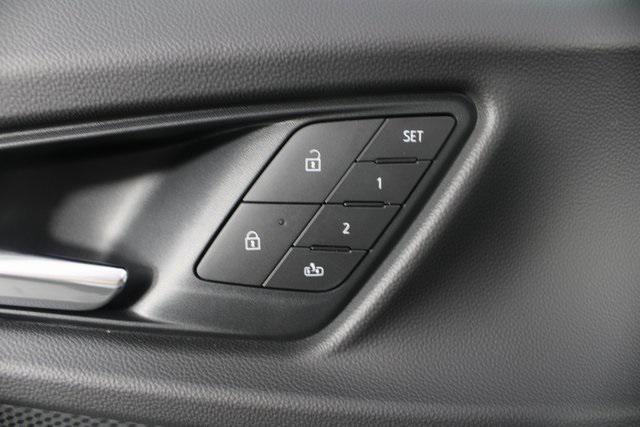 new 2026 Chevrolet Equinox car, priced at $33,105