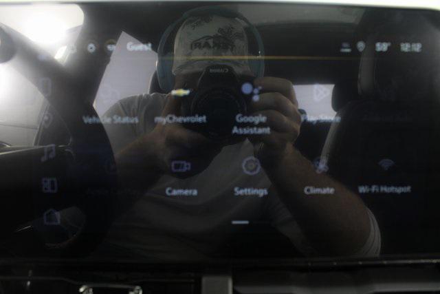 new 2026 Chevrolet Equinox car, priced at $33,105