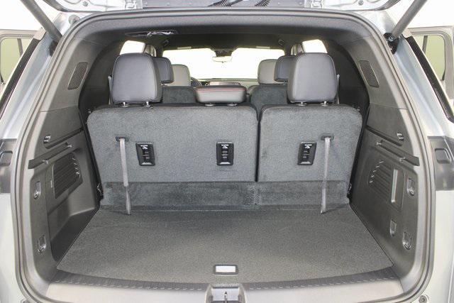 new 2026 Chevrolet Traverse car, priced at $49,661