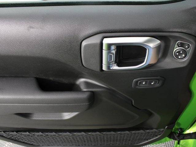 new 2025 Jeep Wrangler car, priced at $43,245