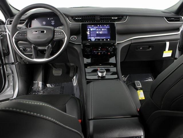 new 2025 Jeep Grand Cherokee L car, priced at $42,730