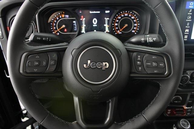 new 2025 Jeep Gladiator car, priced at $48,045