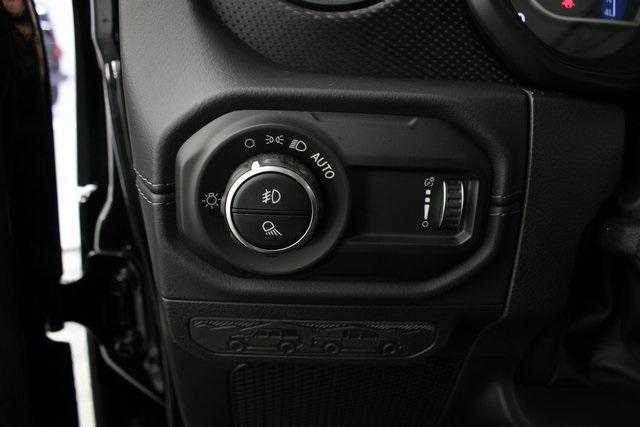 new 2025 Jeep Gladiator car, priced at $46,045