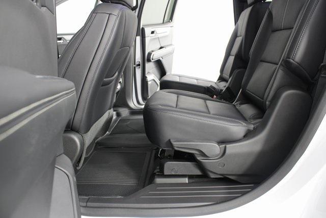 new 2025 GMC Acadia car, priced at $44,100