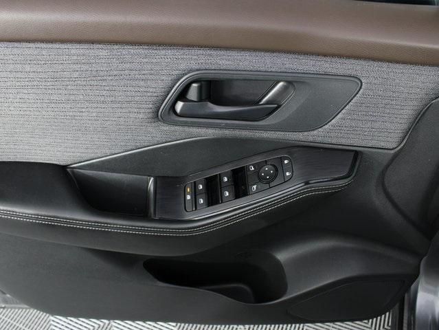 used 2021 Nissan Rogue car, priced at $17,996