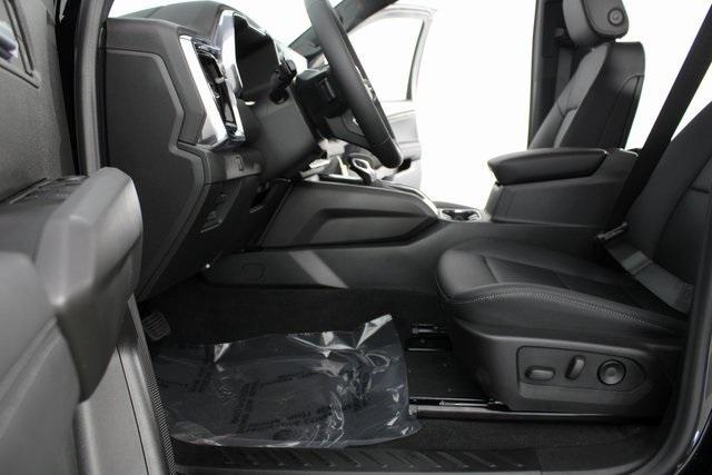 new 2025 GMC Canyon car, priced at $41,145