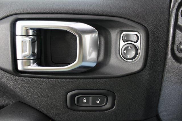 new 2025 Jeep Wrangler car, priced at $50,315