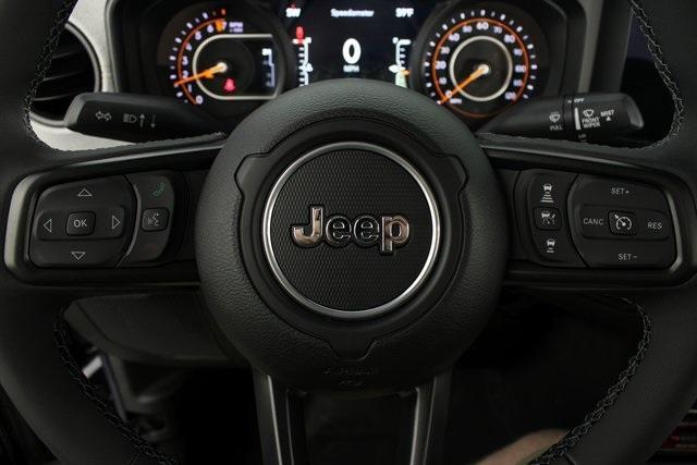 new 2025 Jeep Gladiator car, priced at $43,780