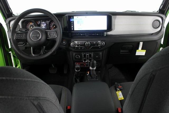 new 2025 Jeep Wrangler car, priced at $45,090