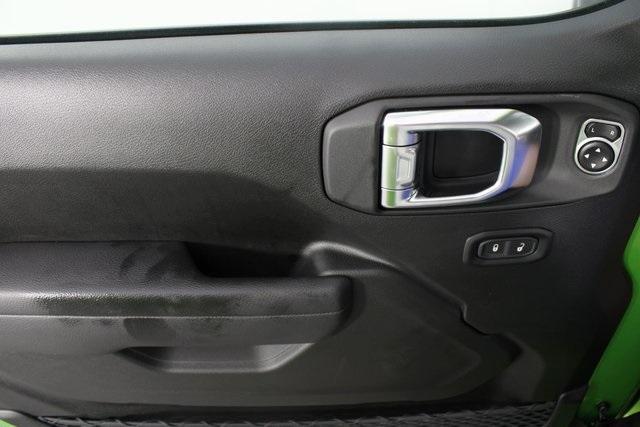 new 2025 Jeep Wrangler car, priced at $45,090