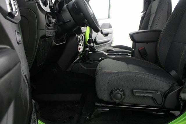 new 2025 Jeep Wrangler car, priced at $45,090