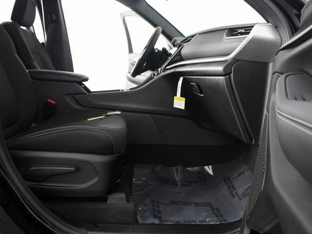 new 2025 Jeep Grand Cherokee car, priced at $36,170