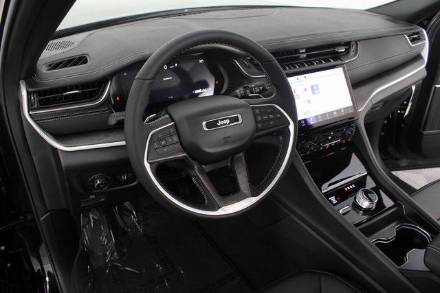 new 2025 Jeep Grand Cherokee L car, priced at $45,605