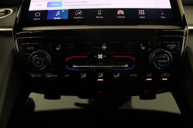 new 2025 Jeep Grand Cherokee L car, priced at $45,605