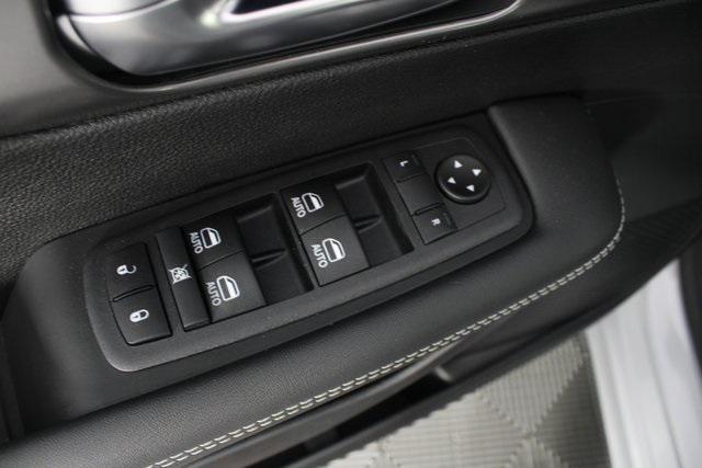 new 2026 Chrysler Pacifica car, priced at $42,355