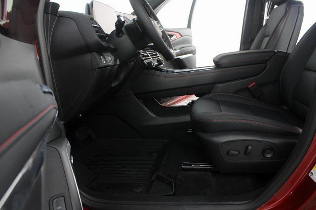 new 2026 Chevrolet Traverse car, priced at $54,079