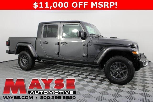 new 2024 Jeep Gladiator car, priced at $39,800