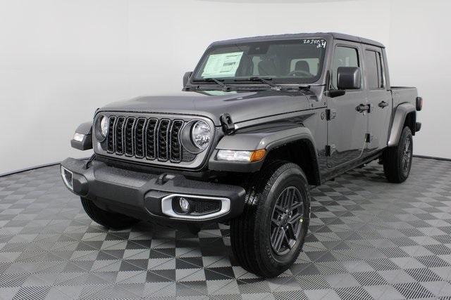 new 2024 Jeep Gladiator car, priced at $36,800