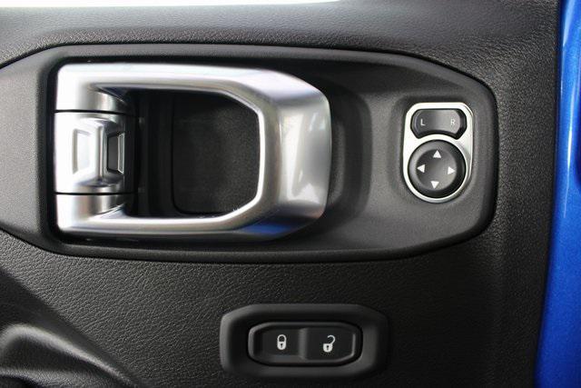 new 2025 Jeep Gladiator car, priced at $46,045