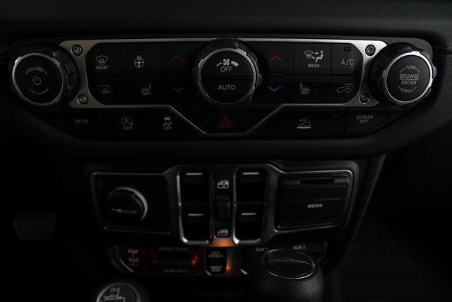 new 2025 Jeep Gladiator car, priced at $46,045