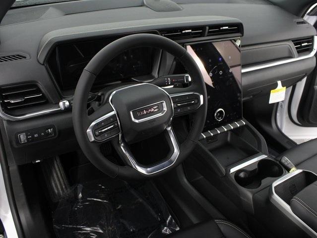 new 2025 GMC Terrain car, priced at $30,095
