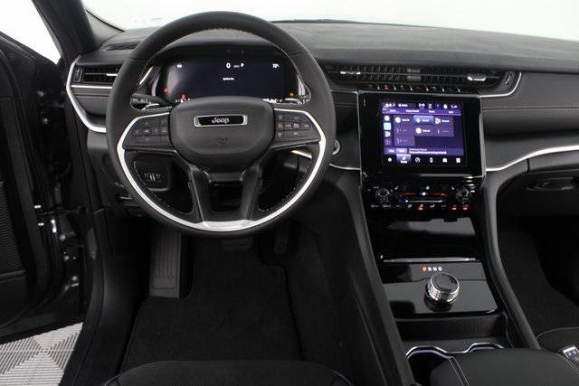 new 2025 Jeep Grand Cherokee L car, priced at $41,870