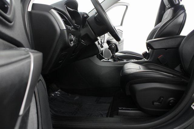 used 2022 Jeep Cherokee car, priced at $13,996