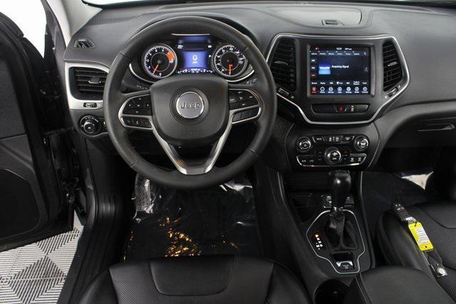 used 2022 Jeep Cherokee car, priced at $13,996