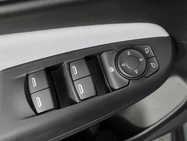 new 2025 Buick Envista car, priced at $25,345
