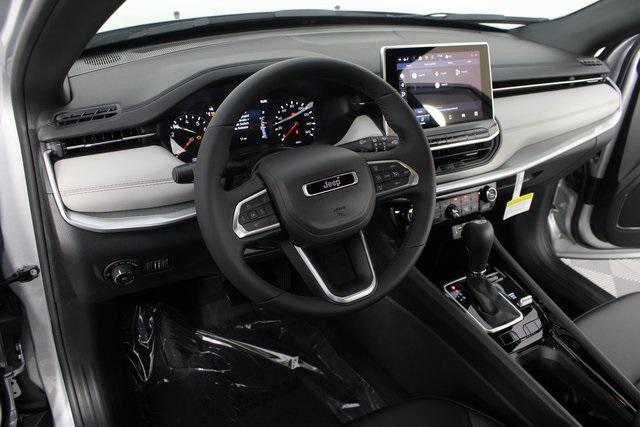 new 2025 Jeep Compass car, priced at $30,085