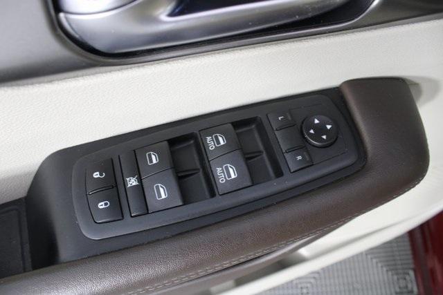 used 2019 Chrysler Pacifica car, priced at $20,996