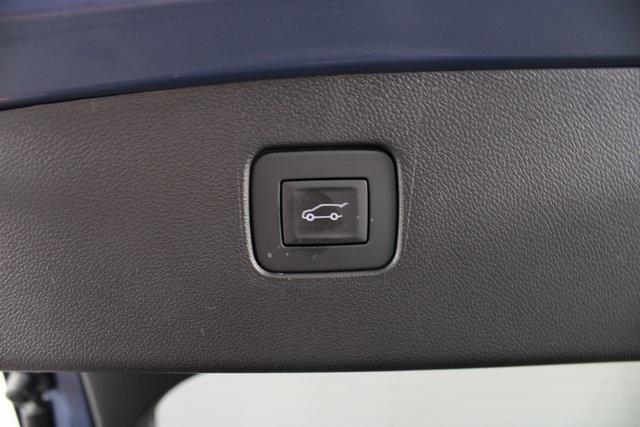 new 2025 Buick Envista car, priced at $25,775