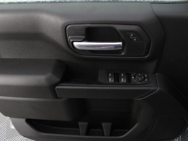 new 2025 Chevrolet Silverado 1500 car, priced at $42,275