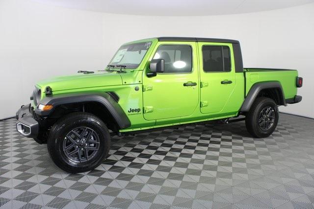 new 2025 Jeep Gladiator car, priced at $40,055